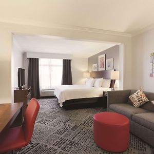 Pace Hotel Addison